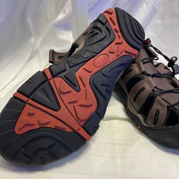 Eddie Bauer Sandals - Picture 3 of 4